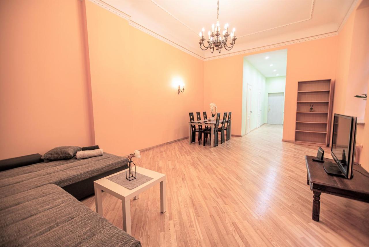 Winwinstay Art Nouveau Apartment Рига Екстер'єр фото